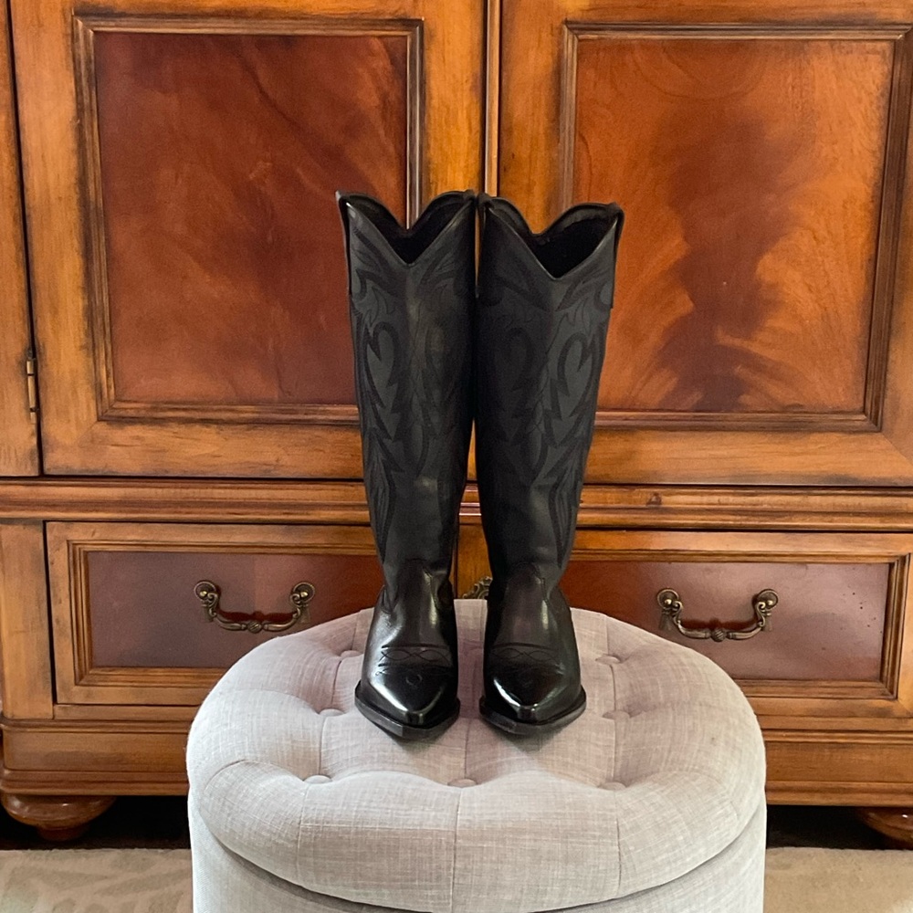 M. Gemi Black Heeled Boots